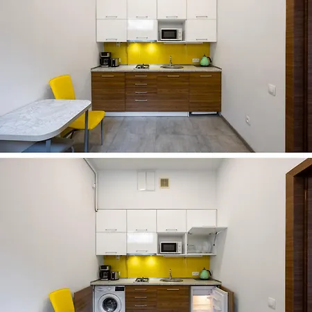 на площі ринок 12 Apartamento Lviv